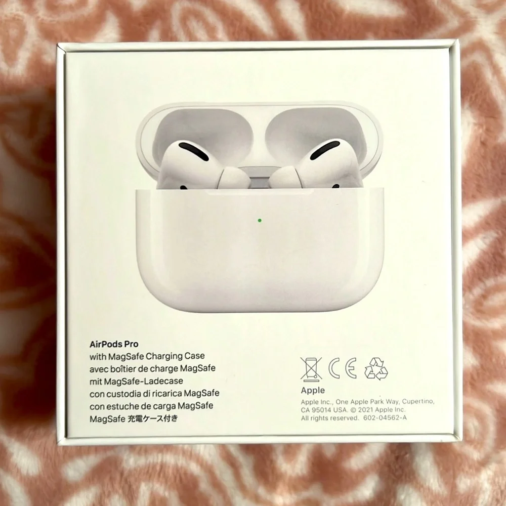 AirPods Pro Box